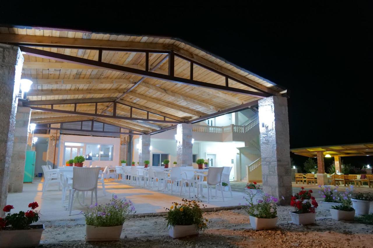 סרנדה Villa Josana מראה חיצוני תמונה