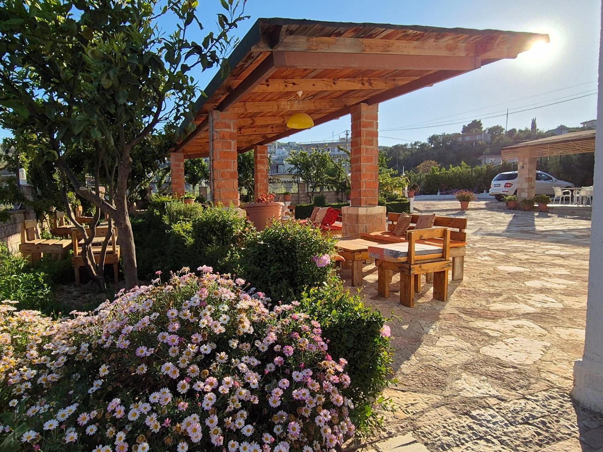 סרנדה Villa Josana מראה חיצוני תמונה