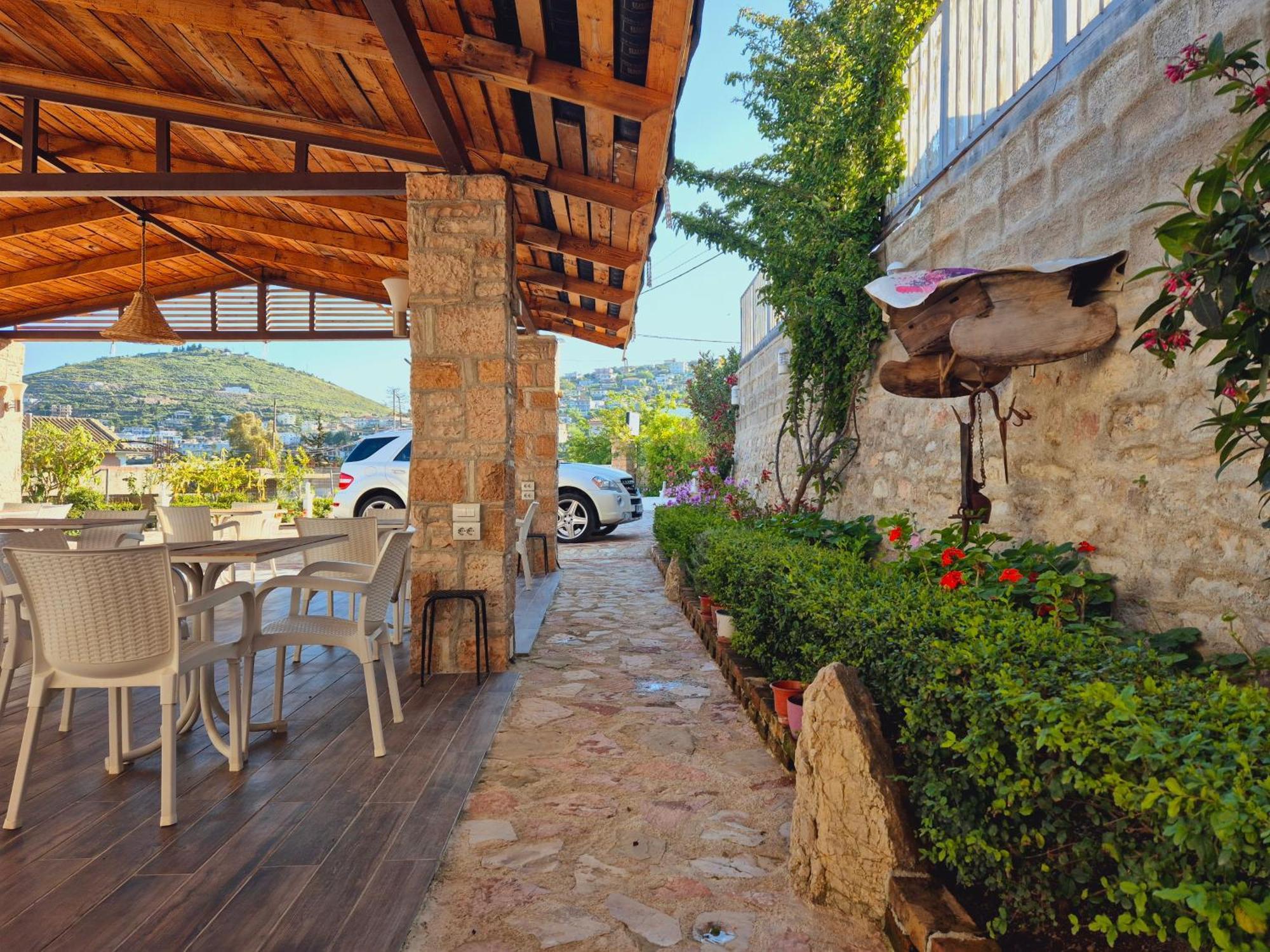 סרנדה Villa Josana מראה חיצוני תמונה